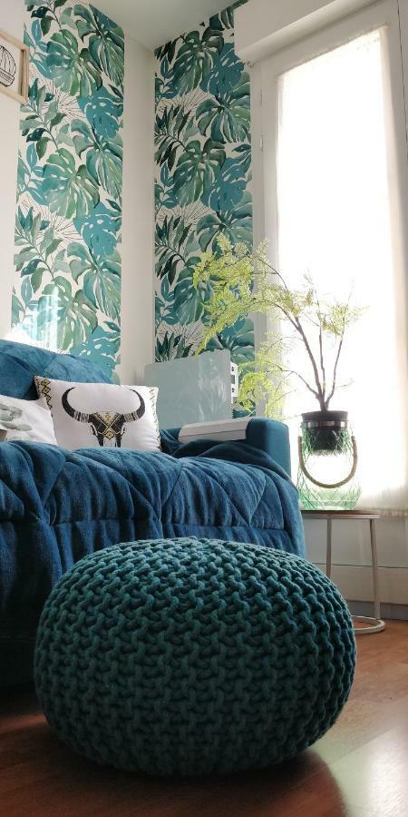 Studio Royal By Beds4Wanderlust - Place Du Marche Avec Parking Prive Fontainebleau Eksteriør bilde